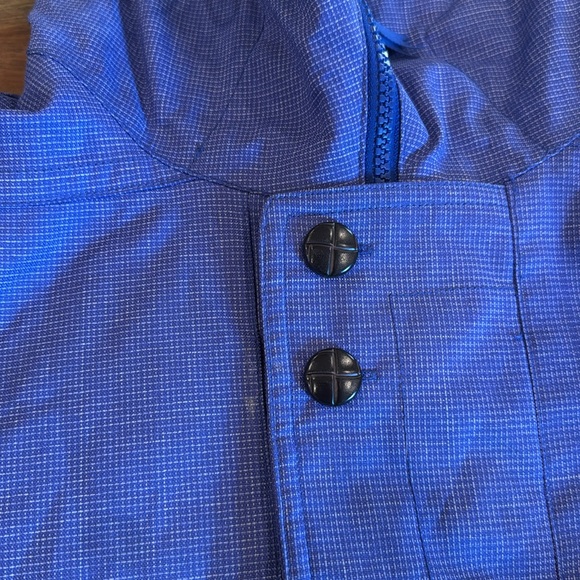 Burton Snowboard/Ski Jacket - Picture 6 of 6